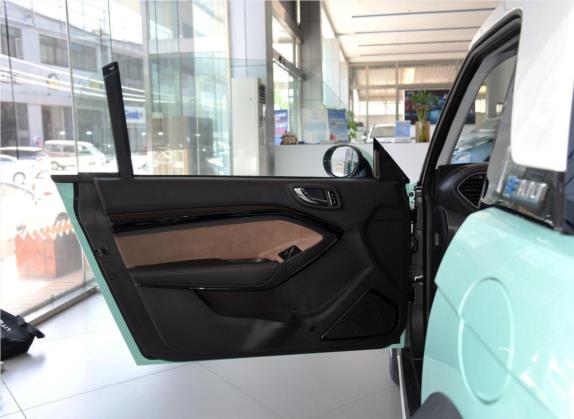 LITE 2019款 R300 引力版 车厢座椅   前门板