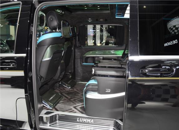 LUMMA CLR V 2021款 2.0T 男爵版 车厢座椅   后排空间