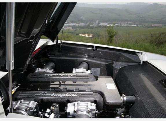 Murcielago 2007款 LP 640 其他细节类   发动机舱