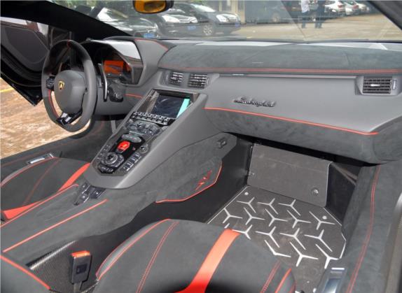 Aventador 2015款 LP 750-4 Superveloce 中控类   中控全图
