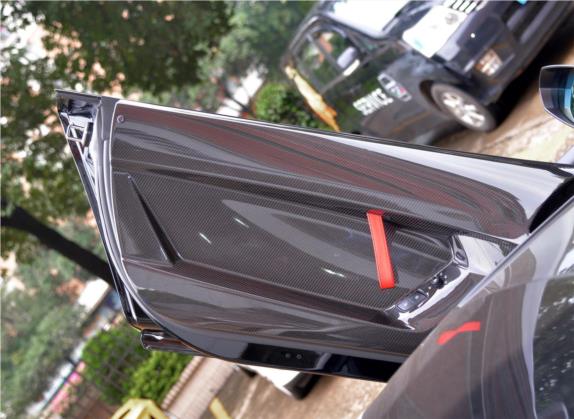 Aventador 2015款 LP 750-4 Superveloce 车厢座椅   前门板