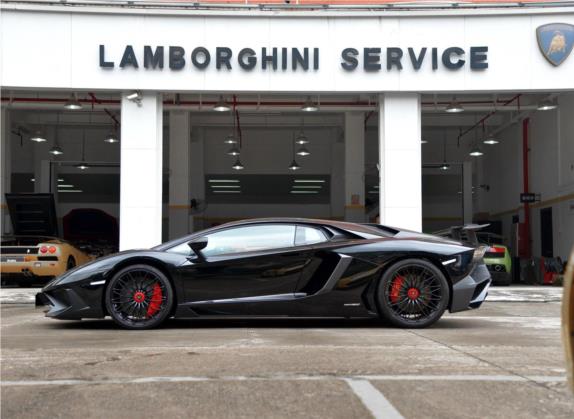 Aventador 2015款 LP 750-4 Superveloce 外观   正侧