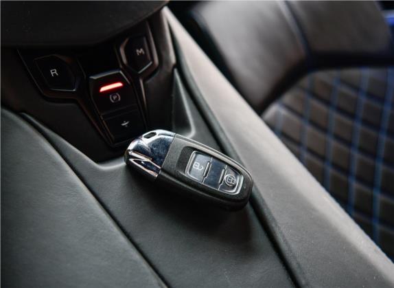 Aventador 2017款 Aventador S 其他细节类   钥匙