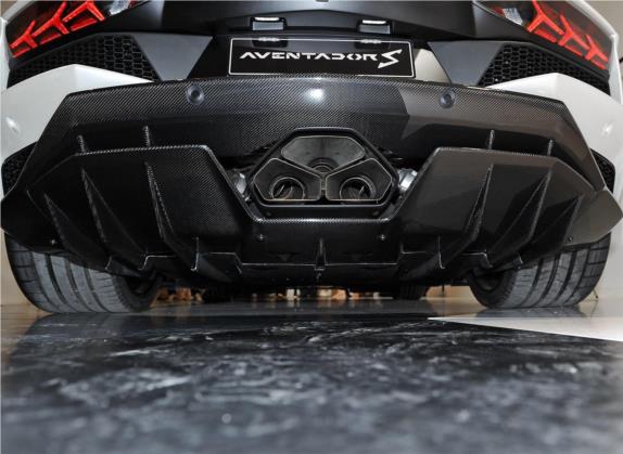 Aventador 2017款 Aventador S 其他细节类   后悬架