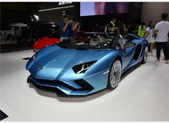 Aventador 2018款 Aventador S Roadster 外观   头图