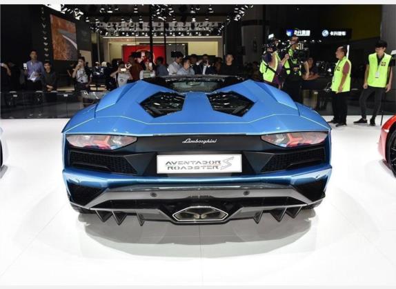 Aventador 2018款 Aventador S Roadster 外观   正后