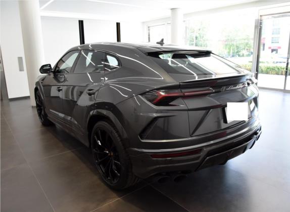 Urus 2021款 4.0T V8 外观   斜后