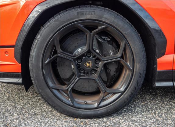 Urus 2022款 4.0T V8 Performante 其他细节类   前轮