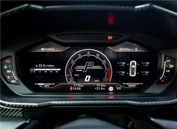 Urus 2022款 4.0T V8 Performante 中控类   仪表盘