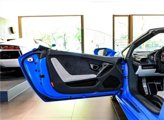 Huracán 2016款 Huracán Spyder 车厢座椅   前门板
