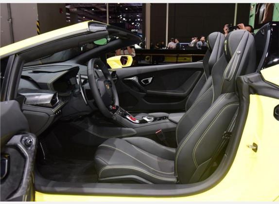 Huracán 2017款 Huracán RWD Spyder 车厢座椅   前排空间