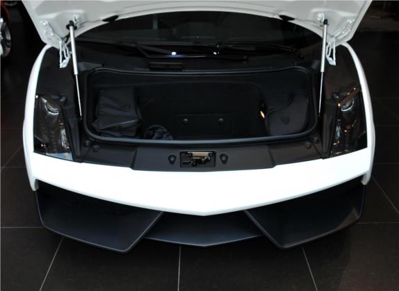 Gallardo 2011款 LP 570-4 Superleggera 车厢座椅   后备厢