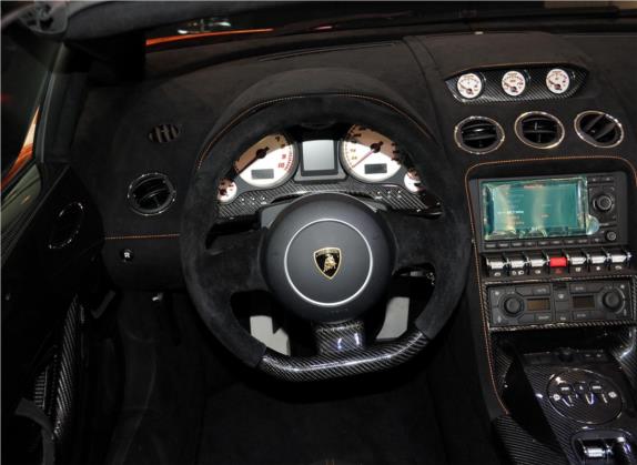 Gallardo 2011款 LP 570-4 Spyder Performante 中控类   驾驶位