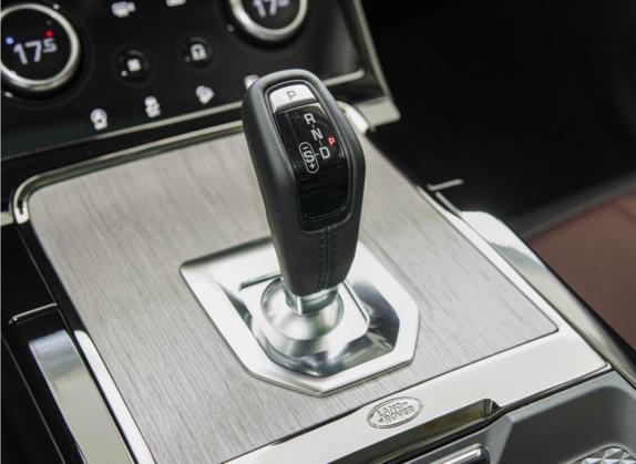 2022款 极光L P300e 插电式电动混合版 中控类   挡把