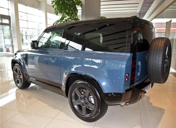 路虎卫士 2022款 90 2.0T P300 X-DYNAMIC HSE 外观   斜后