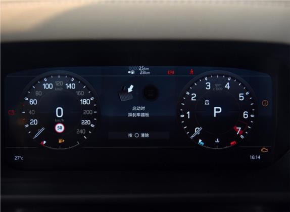 路虎卫士 2022款 90 3.0T P400 XS 中控类   仪表盘