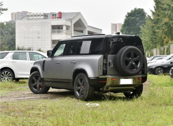 路虎卫士 2023款 改款 110 3.0T P400 X 外观   斜后