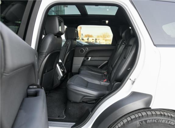揽胜运动版新能源 2019款 P400e HSE 车厢座椅   后排空间