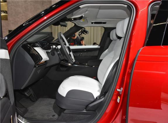 2023款 P510e 插电式电动混合版 首发版 车厢座椅   前排空间