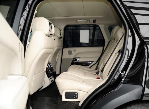 揽胜 2013款 NA 5.0 V8 Vogue SE 车厢座椅   后排空间