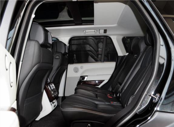 揽胜 2014款 3.0 TDV6 Vogue SE 车厢座椅   后排空间