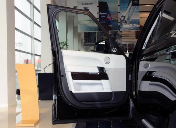 揽胜 2014款 3.0 TDV6 Vogue SE 车厢座椅   前门板