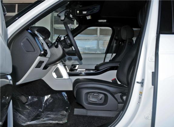 揽胜 2014款 3.0 SC V6 Vogue SE 车厢座椅   前排空间