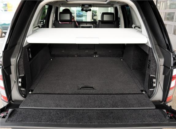揽胜 2014款 3.0 TDV6 Vogue 车厢座椅   后备厢