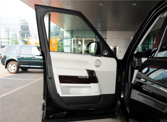 揽胜 2014款 3.0 TDV6 Vogue 车厢座椅   前门板