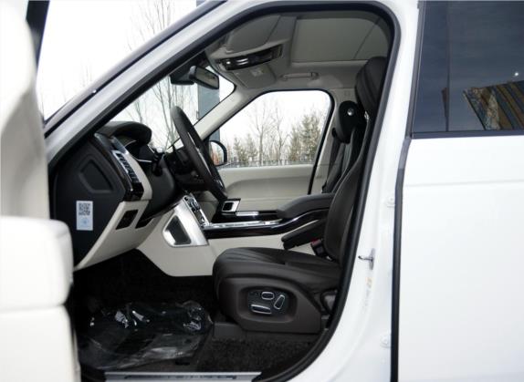 揽胜 2015款 3.0 SC V6 Vogue SE 创世加长版 车厢座椅   前排空间