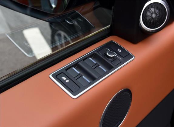 揽胜 2016款 3.0 SC V6 Vogue SE 尊崇创世加长版 车厢座椅   门窗控制
