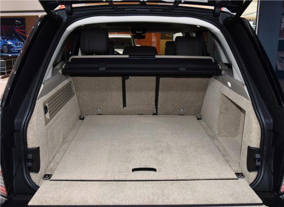 揽胜 2017款 3.0 SC V6 Vogue 车厢座椅   后备厢
