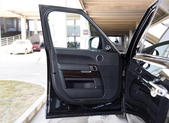 揽胜 2017款 3.0 SC V6 Vogue SE 创世加长版 车厢座椅   前门板