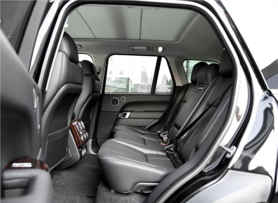 揽胜 2017款 3.0 SC V6 盛世版 车厢座椅   后排空间