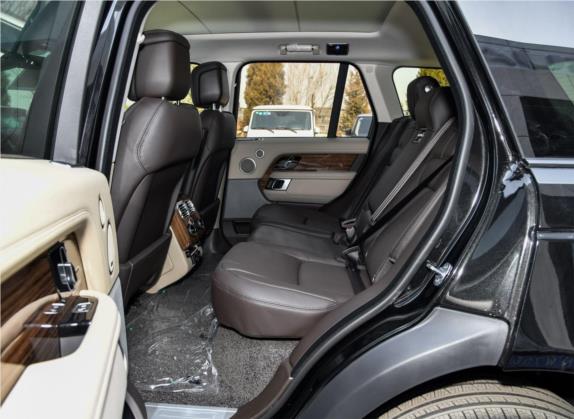 揽胜 2018款 3.0 SC V6 Vogue 传世版 车厢座椅   后排空间
