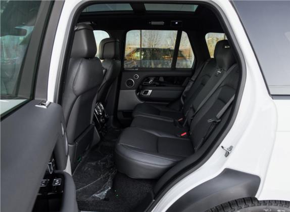 揽胜 2019款 3.0 SCV6 传世版 车厢座椅   后排空间