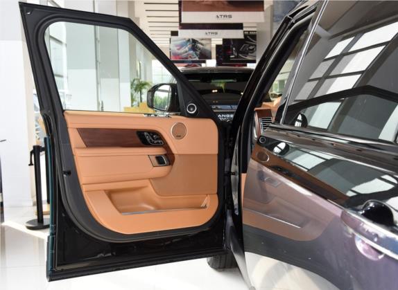 揽胜 2020款 5.0 SC V8 SVA巅峰创世加长版 车厢座椅   前门板