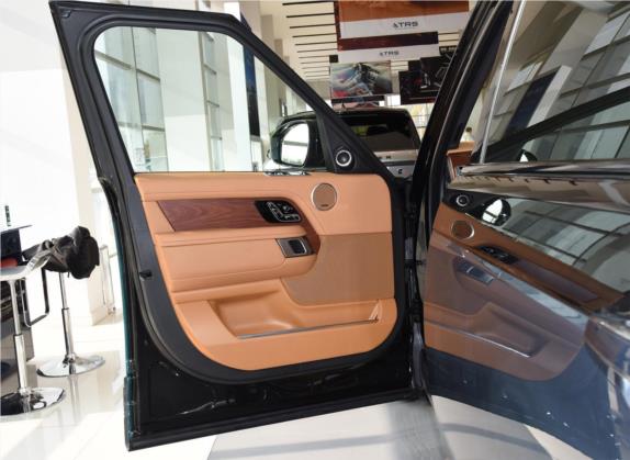 揽胜 2021款 5.0 SC V8 SVA巅峰创世加长版 车厢座椅   前门板