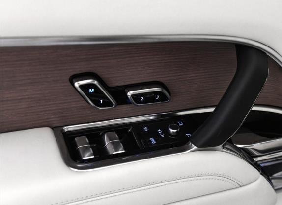揽胜 2023款 4.4 V8 530PS 首发版 车厢座椅   门窗控制