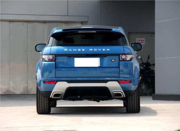 揽胜极光(进口) 2012款 2.0T 5门耀动版 外观   正后