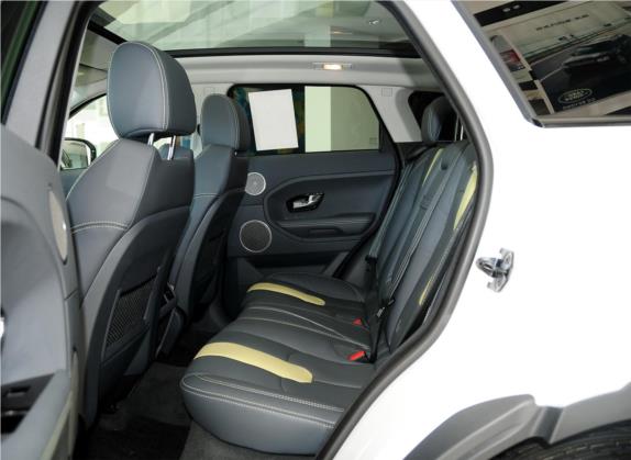 揽胜极光(进口) 2013款 2.0T 5门耀动版 车厢座椅   后排空间