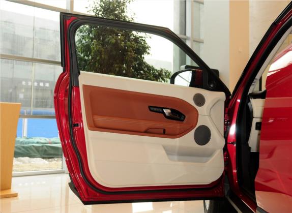 揽胜极光(进口) 2013款 2.0T 3门耀致版 车厢座椅   前门板