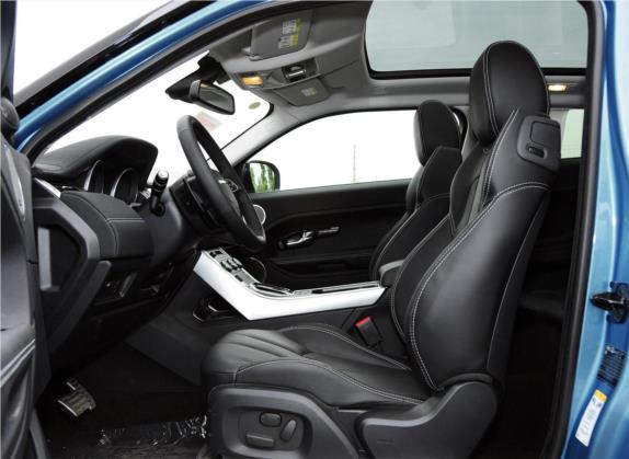 揽胜极光(进口) 2013款 2.0T 3门眩蓝限量版 车厢座椅   前排空间