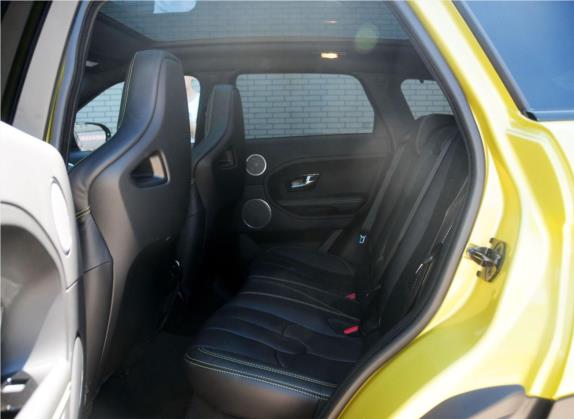 揽胜极光(进口) 2013款 2.0T 5门熠动限量版 车厢座椅   后排空间