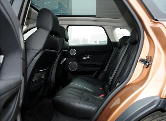 揽胜极光(进口) 2014款 2.0T 5门耀享版 车厢座椅   后排空间