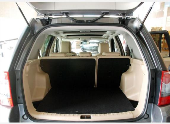 神行者2 2007款 3.2L 车厢座椅   后备厢
