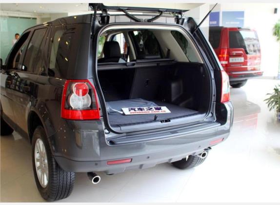 神行者2 2009款 3.2L 车厢座椅   后备厢