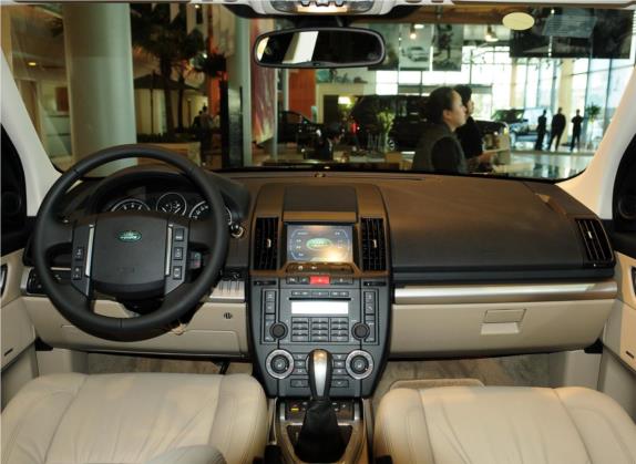神行者2 2011款 3.2L i6 HSE汽油版 中控类   中控全图