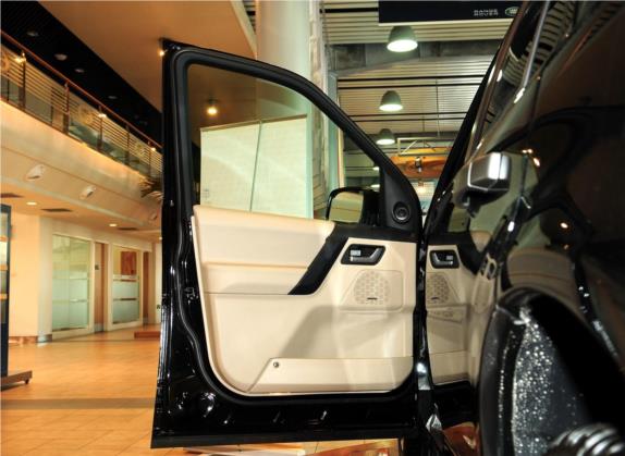 神行者2 2011款 3.2L i6 HSE汽油版 车厢座椅   前门板