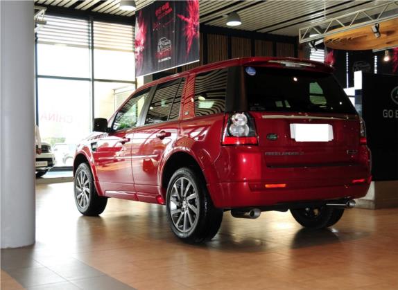 神行者2 2011款 3.2L 中国红限量版 外观   斜后